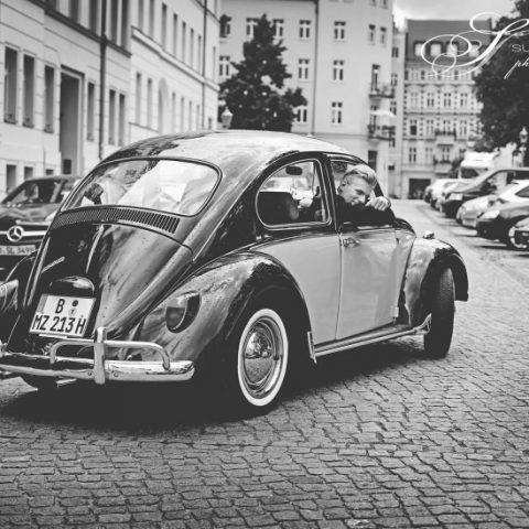 Käfer 1300 als Hochzeitsauto / T1-Berlin.de