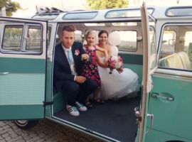 T1 Samba Deluxe - VielPlatz ohne mittlere Sitzbank - © T1-Berlin.de T1 Samba Deluxe - VielPlatz ohne mittlere Sitzbank - © T1-Berlin.de