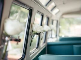 © www.hochzeitslicht.deVW Bus "Bulli" T1 Samba Deluxe als Hochzeitsauto / T1-Berlin.de VW Bus-Bulli T1 Samba Deluxe als Hochzeitsauto / T1-Berlin.de